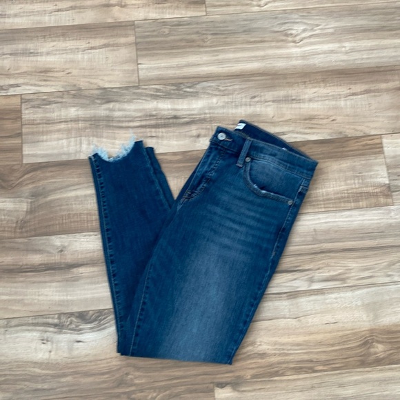 Lucky Brand Jeans - Picture 2 of 9